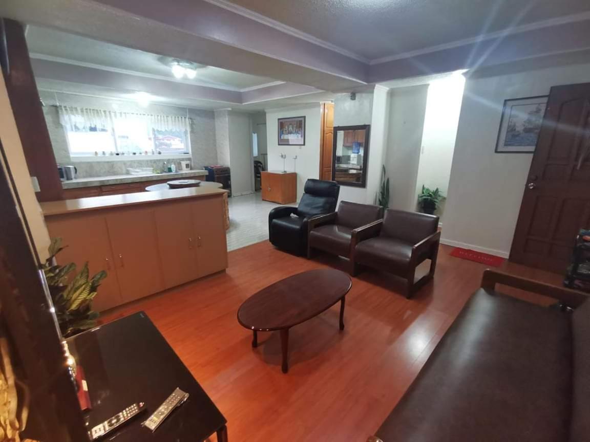 Appartamento Comfy Dwelling Baguio City Esterno foto