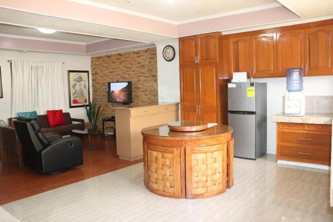 Appartamento Comfy Dwelling Baguio City Esterno foto